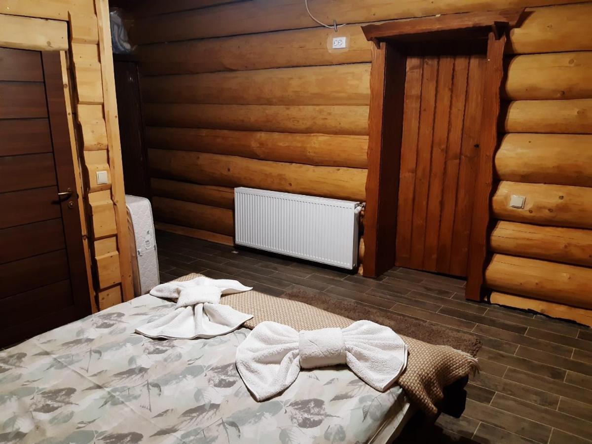 Дикий Зруб ボロフタ エクステリア 写真